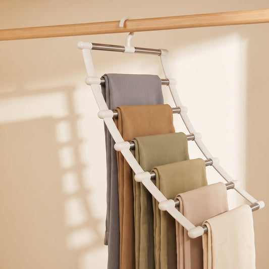 Percha organizadora Ulevora 6 en 1 con pantalones colgados